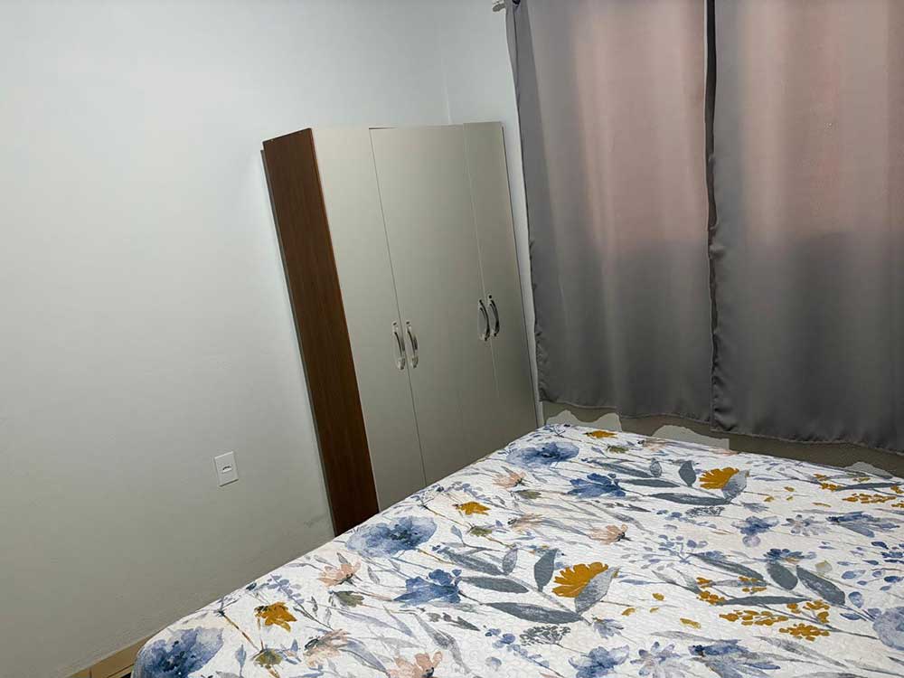 Dormit&oacute;rio 04