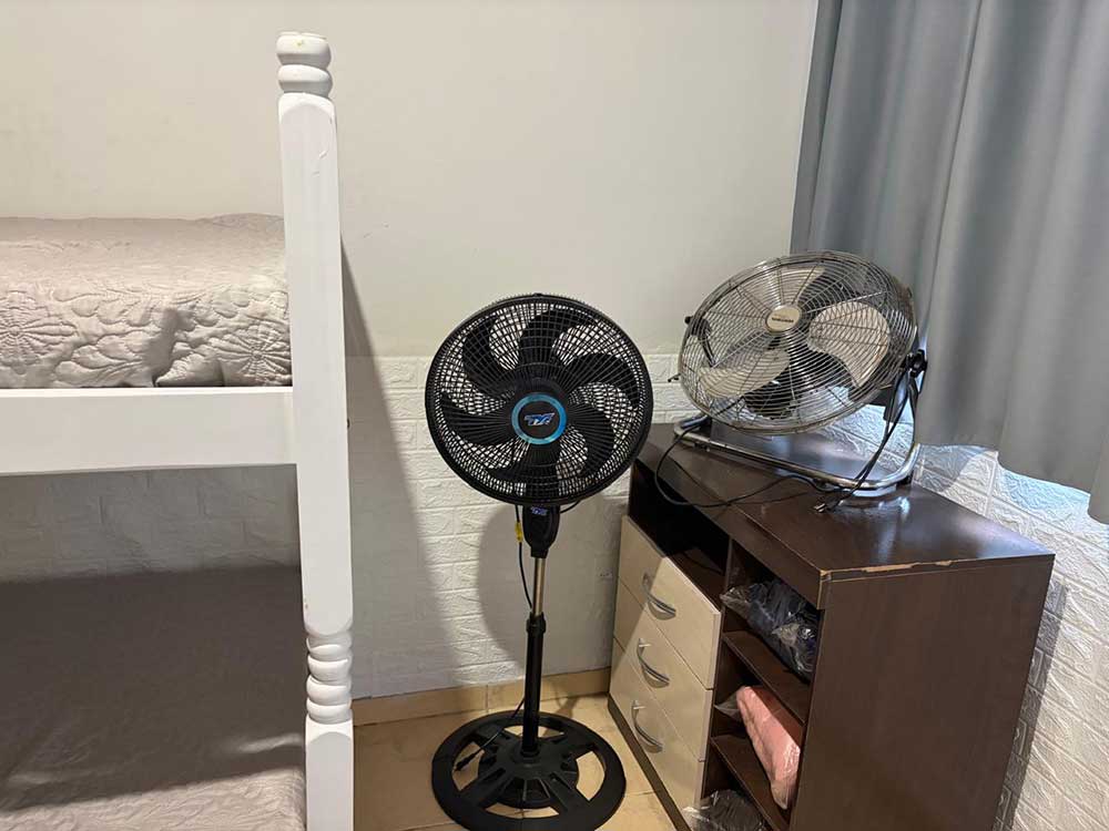 Dormit&oacute;rio 03