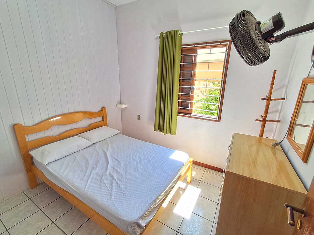 Dormit&oacute;rio 02