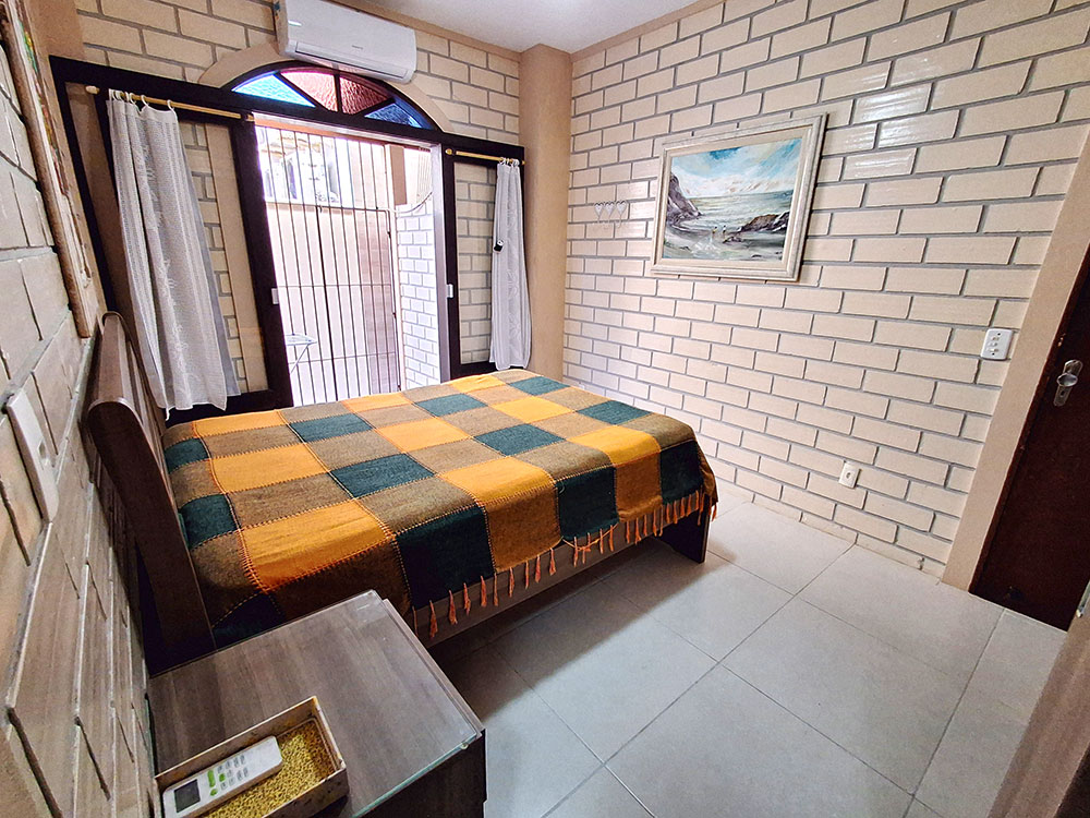 Dormit&oacute;rio 01